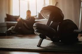 为什么打者在挥棒空振后会习惯性地深呼吸并调整脚下的打击深度